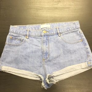 High wasted blue jean shorts